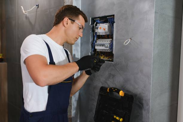 Best Electrical Contractors for Businesses  in Union Gap, WA